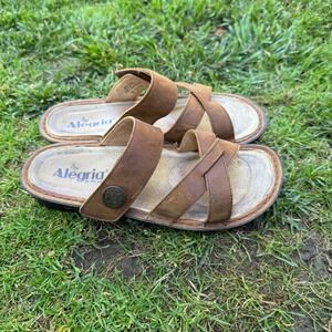 Alegria Victoriah Sandals Womens US 8-8.5 Brown Leather Slip On Strappy Slides